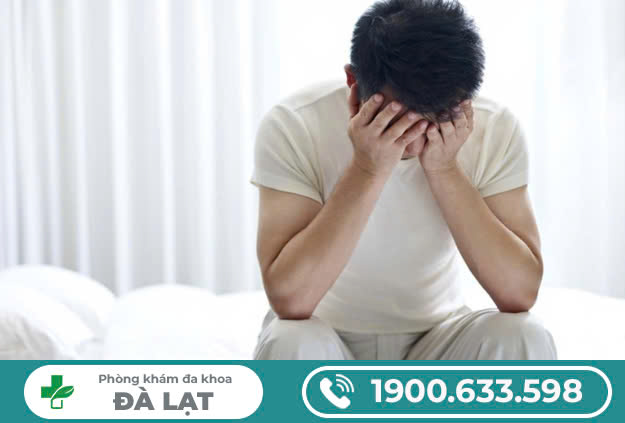ĐI TIỂU RA MÁU Ở NAM: NGUYÊN NHÂN, CÁCH ĐIỀU TRỊ